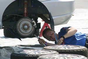 race car mechanics must be well-trained